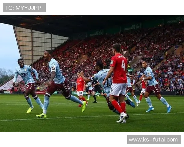 克鲁与什鲁斯的对决:探索两者之间的深层次对比与启示 克鲁与什鲁斯的对决:探索两者之间的深层次对比与启示