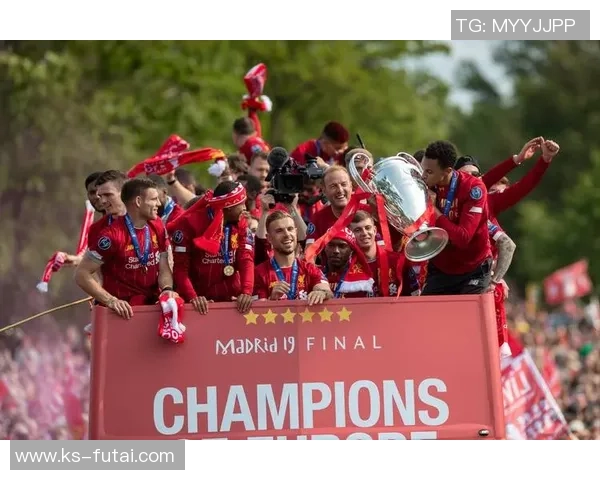 国冠杯激战曼联对决利物浦巅峰对决引爆球迷热情 国冠杯激战曼联对决利物浦巅峰对决引爆球迷热情